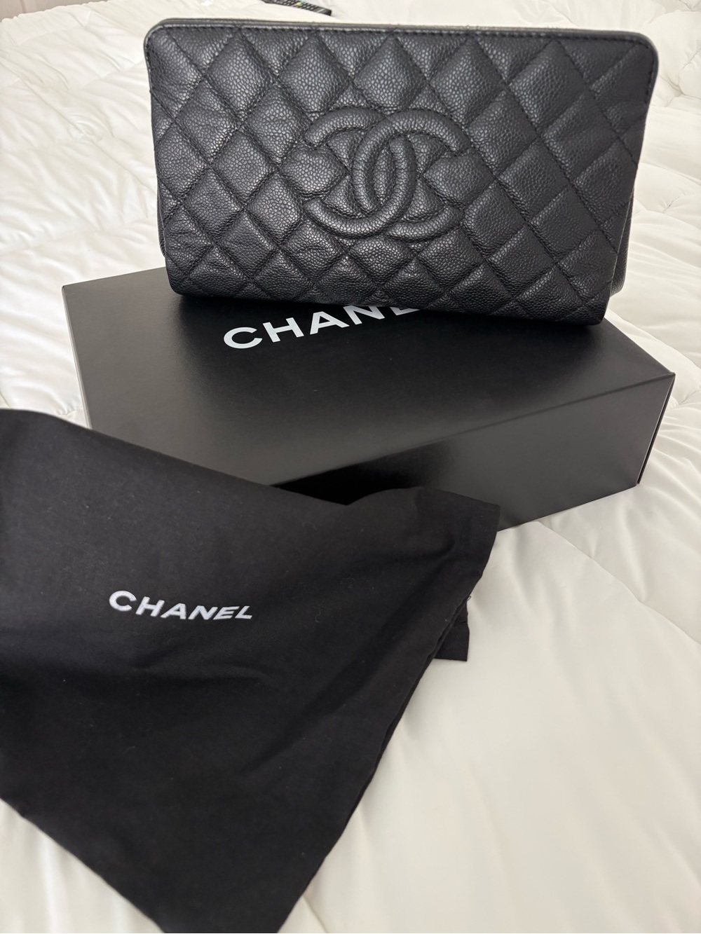CHANEL Black Caviar Quilted Clutch Pochette A65738 12A Full Set - Picture 9 of 12